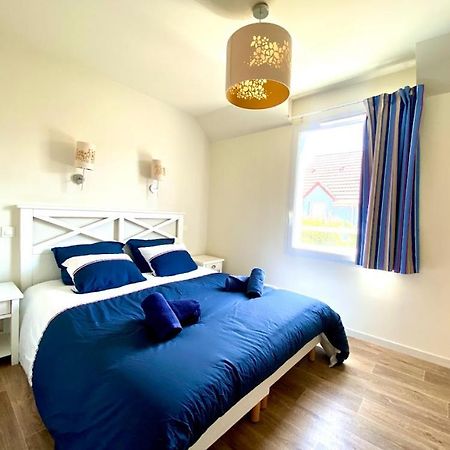 La Villa Astrid - 2 Chambres - Piscine - Mer - Parking لو كْروتْوَ المظهر الخارجي الصورة